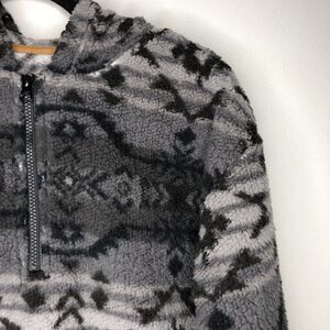 Koolaburra By Ugg Women's XS 1/4 Zip Hooded Pullover Long Sleeve Fleece‎ Jacket